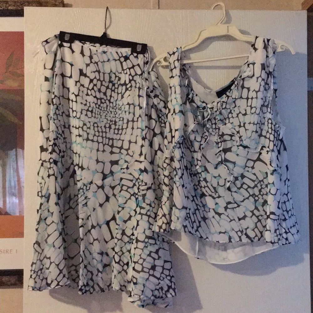 Jones Wear 2 pc. Dress set